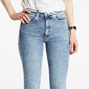 Calvin Klein Jeans 4 Ankle Skinny Light Acid Wash